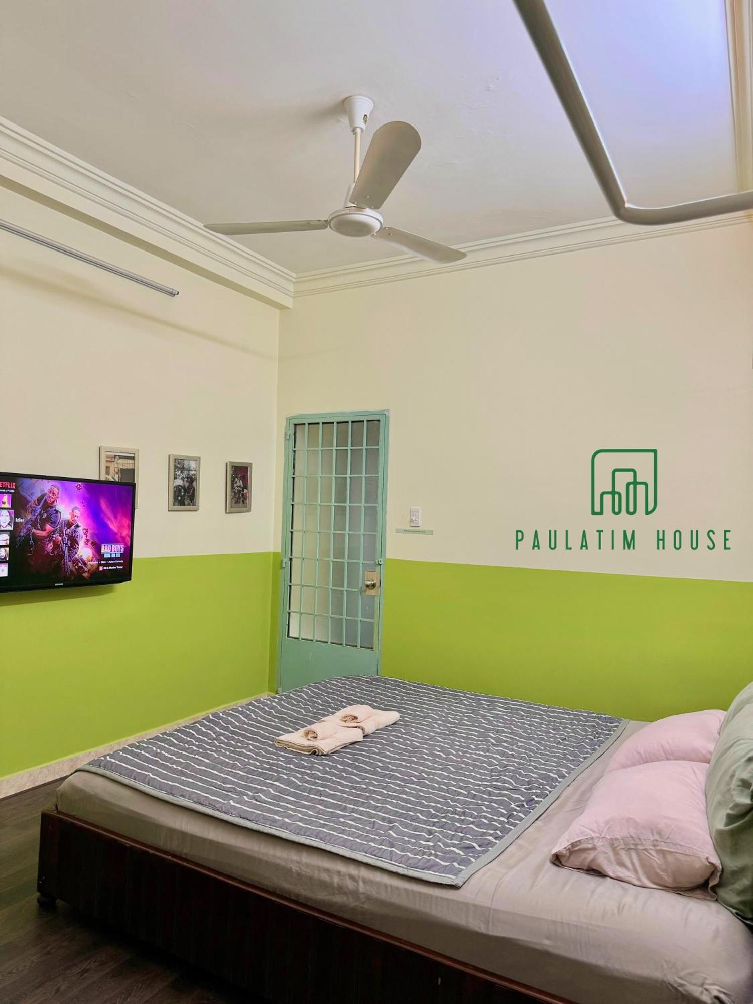 Отель Paulatim House Saigon Хошимин Экстерьер фото