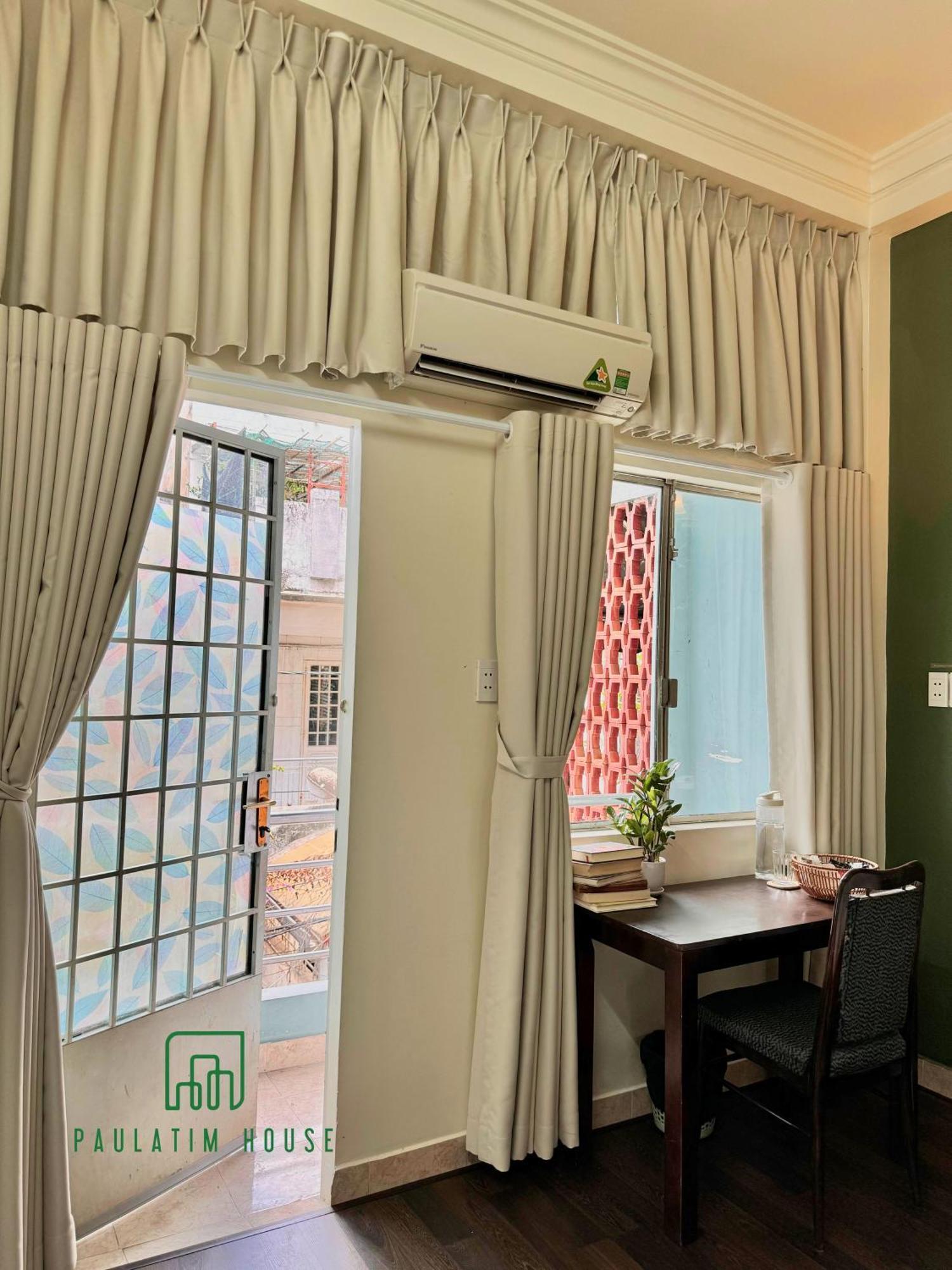 Отель Paulatim House Saigon Хошимин Экстерьер фото